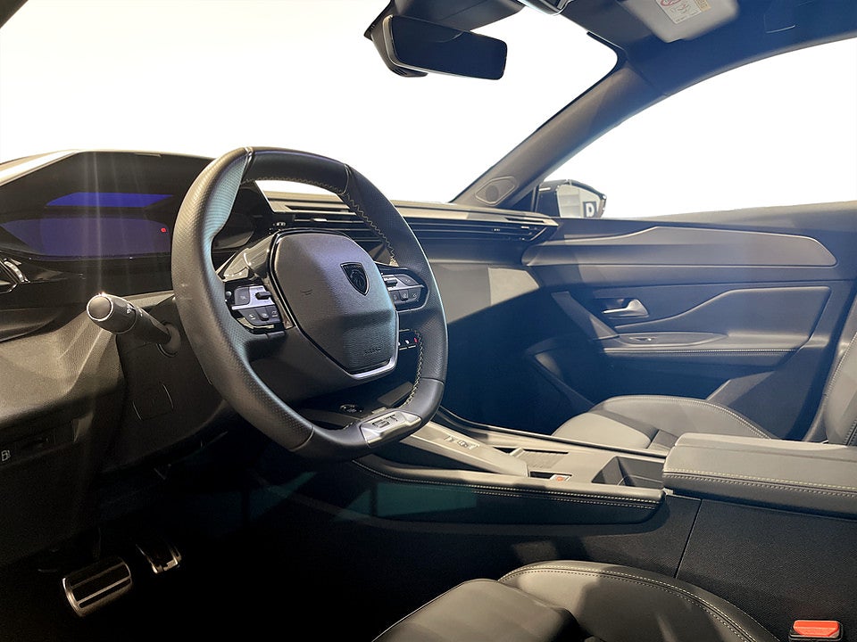 Bild på Peugeot 408 GT PHEV 225hk Aut B-KMERA CARPLAY