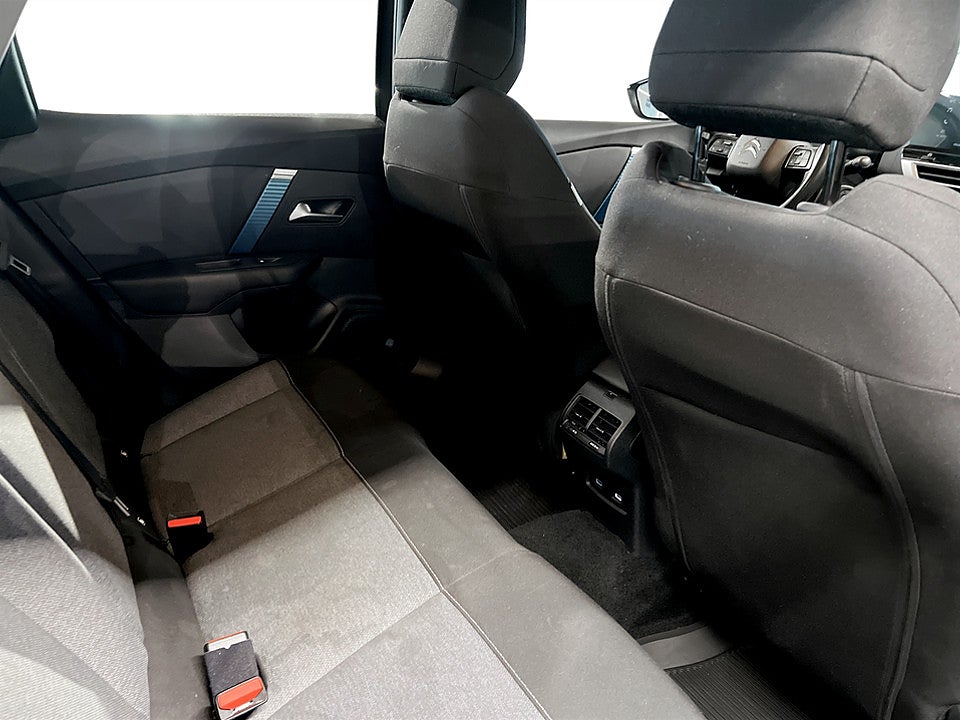 Bild på Citroen E-C4 Feel 50kWh 136hk Aut CARPLAY RATTVÄRME 