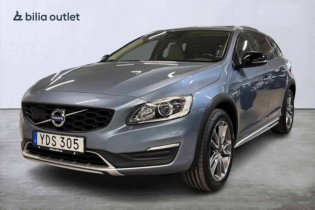 Volvo V60 Cross Country D4 aut Business Adv Summum 190hk Navi Drag P-värm BLIS
