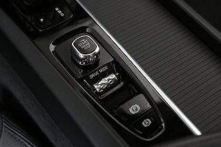 SUV Volvo XC60 27 av 32