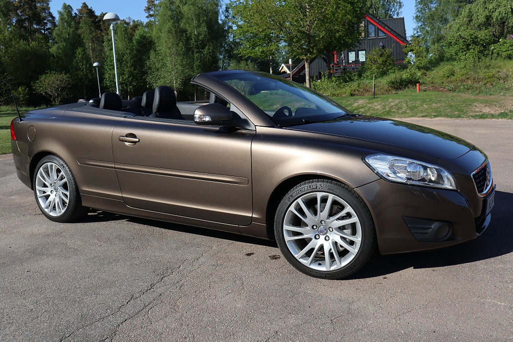 Volvo C70 D3 Cabriolet  Summum Läder Värmare VOC 3439 mil unik