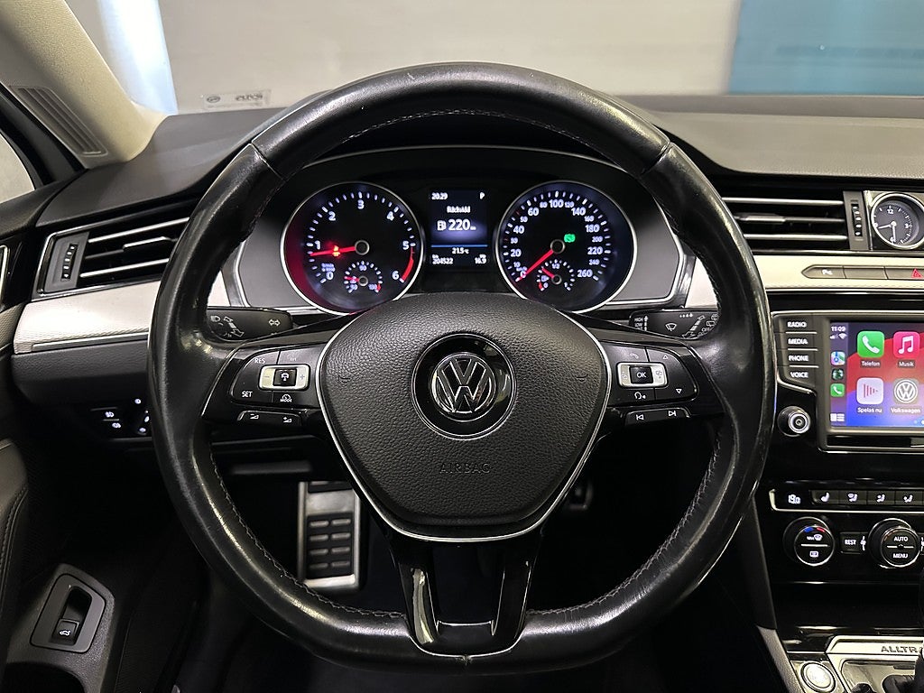 Volkswagen Passat Alltrack 2.0 TDI SCR 4Motion Alltrack Backkamera Drag Nykamrem