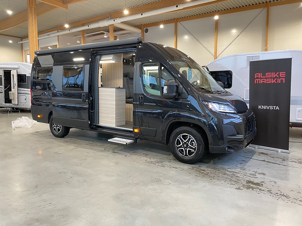 V 65 GX / Dieselvärme / Höj & Sänkbarsäng / Automat / B-körkort/ - Sun Living V 65 GX / Dieselvärme / Höj & Sänkbarsäng / Automat / B-körkort/