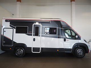 Husbil-halvintegrerad CHALLENGER X250 3 av 21