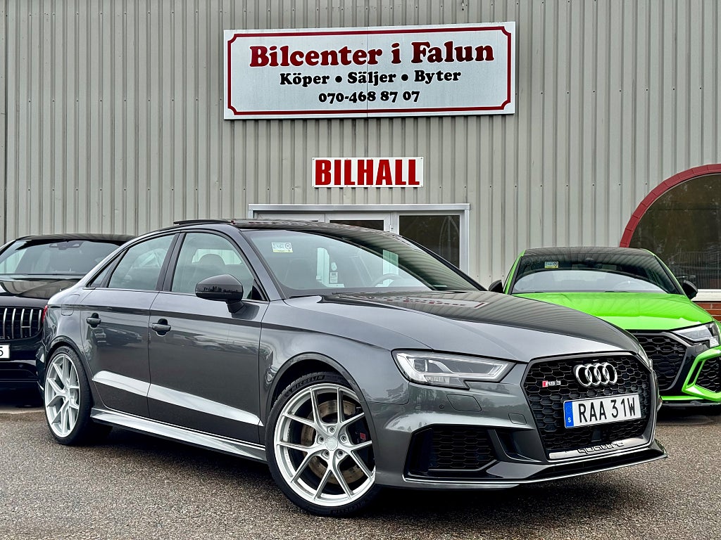 Audi RS3 Sedan 2.5 TFSI quattro RS-Design/Pano/Matrix/FullUTR