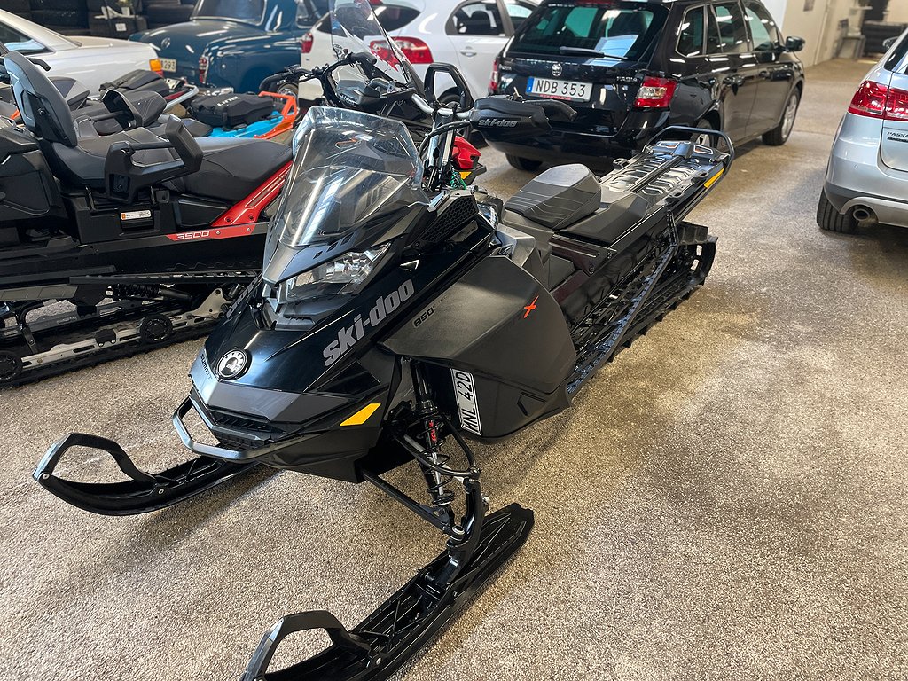 Ski-Doo Summit E-tec 850 X 165" 195mil  "Moms"