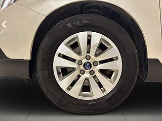 Subaru Outback 2.0 4WD Lineartronic Motorvärmare Farthållare S&V-däck