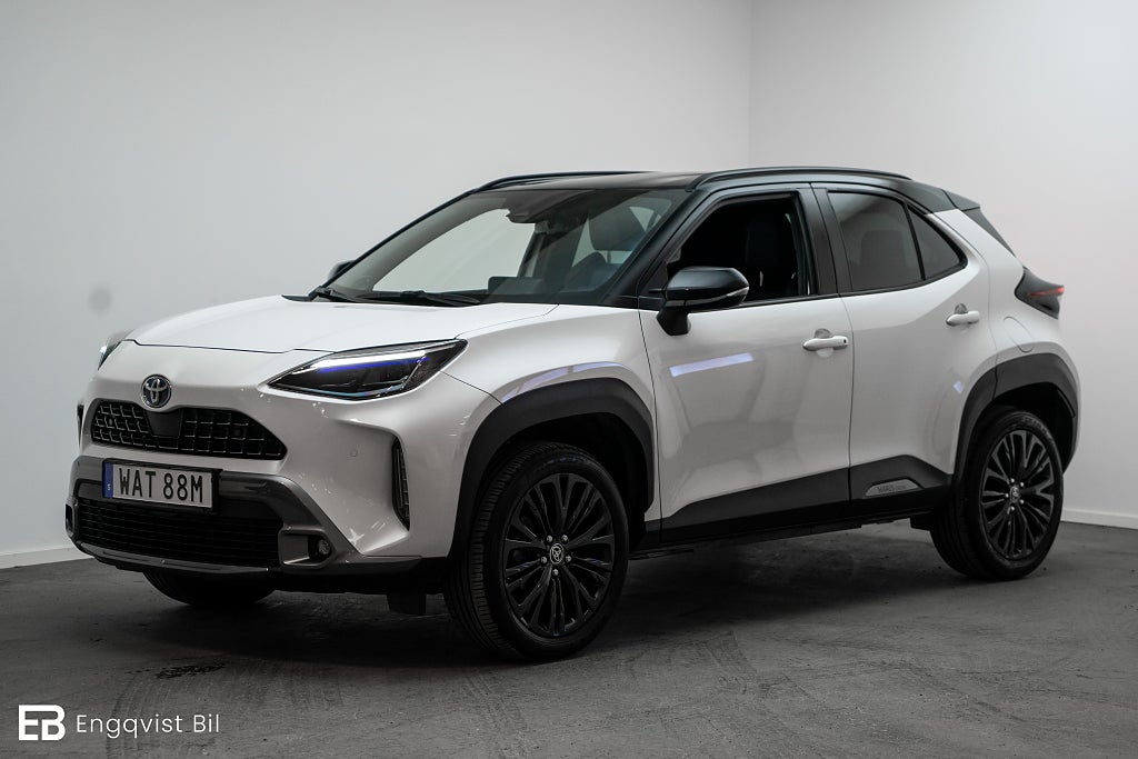 Toyota Yaris Cross Hybrid AWD-i e-CVT ADVENTURE / JBL / HEAD UP DISPLAY