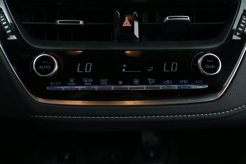 Suzuki Swace Hybrid 1,8 VVT-i E-CVT 122hk Inclusive Kombi 2021
