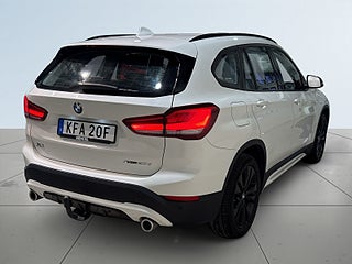 BMW X1 xDrive20d Aut Sport line Drag Mvärm HiFi HuD S/V-hjul – bild 6