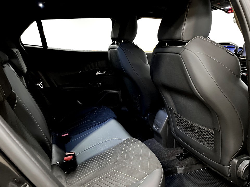 Bild på Peugeot 2008 GT 1.2 PT 130hk Aut B-KAMERA CARPLAY