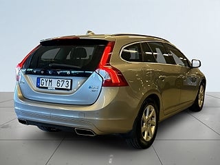 Volvo V60 D4 AWD Geartronic Momentum Drag/MoK-värm/Psens/SoV-Hjul – bild 6