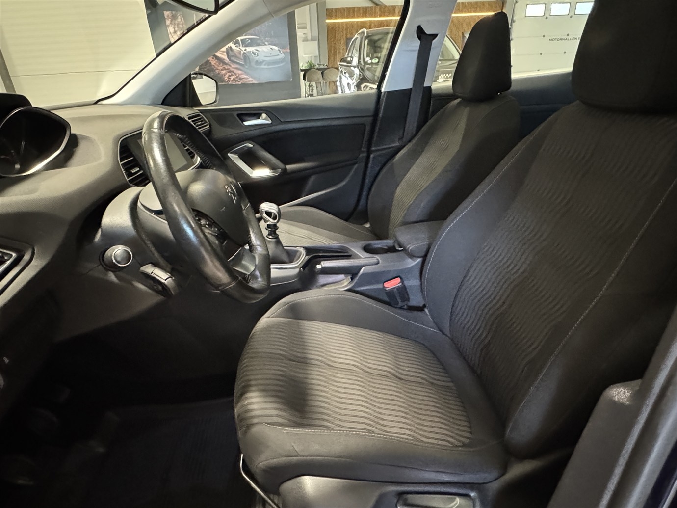 Peugeot 308 1.6 THP 2013, bild 5/35