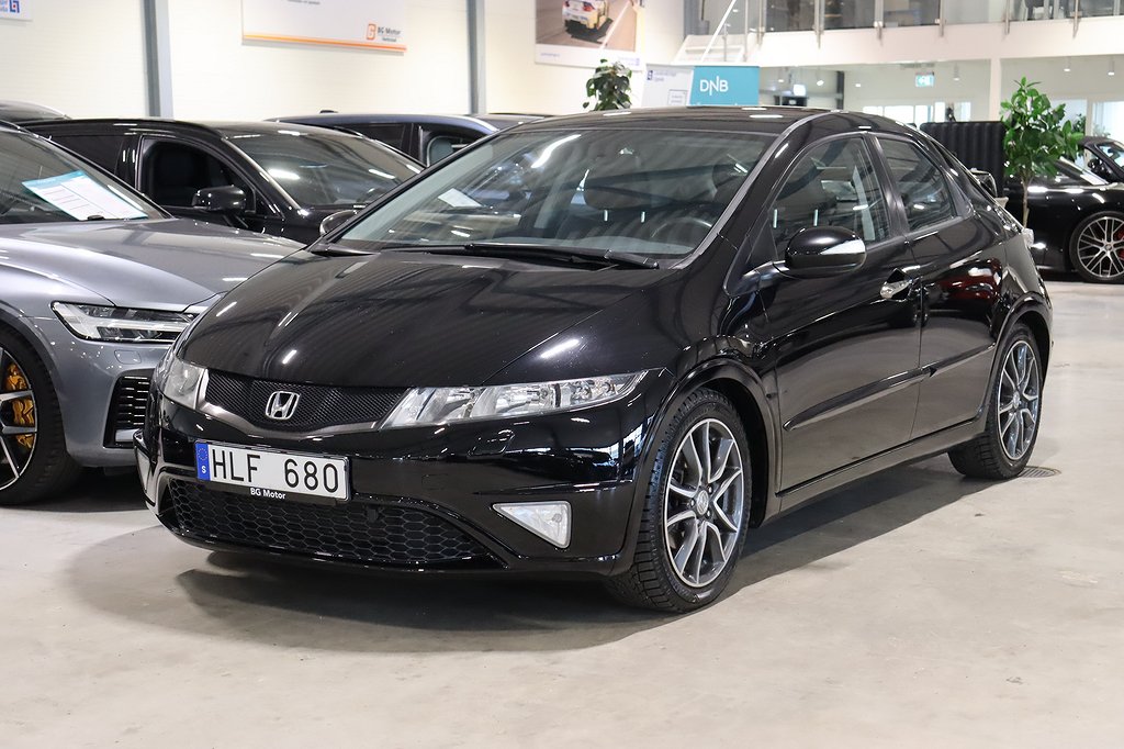 Honda Civic 1.8 i-VTEC 140HK GT Sport Motorvärmare/Nyservad