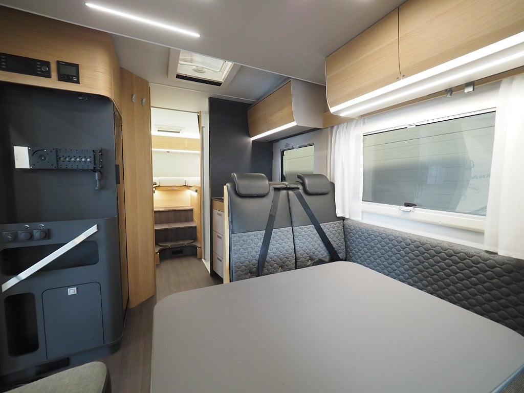 Adria Matrix Axess 670 SL 3500kg I Markis I Cykelställ