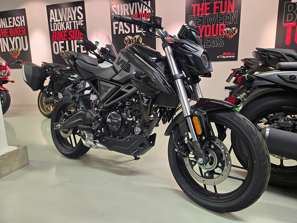 Voge R125 