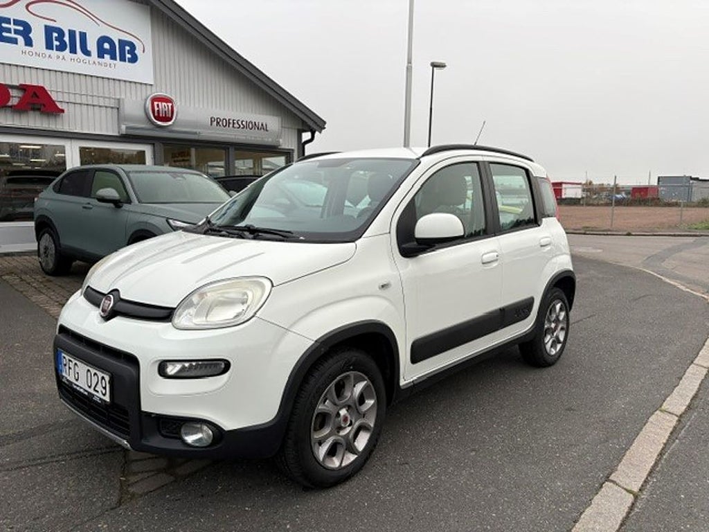 Fiat Panda 4x4 0.9 8V TwinAir 4x4, Bes tom 2027-07-31