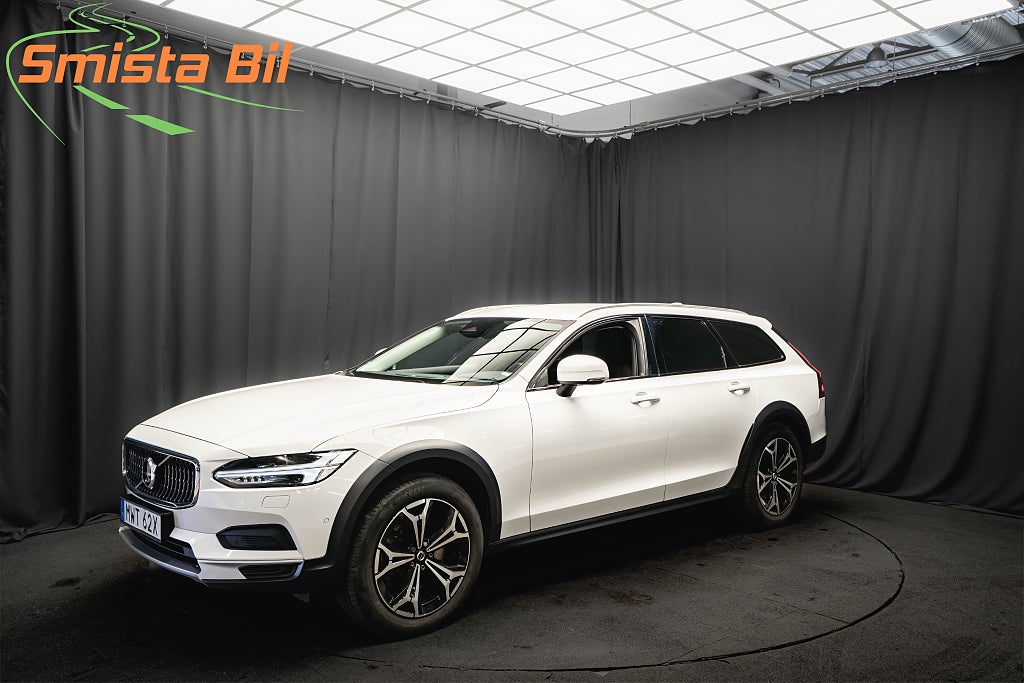 Volvo V90 Cross Country B4 AWD DRAG 360° H/K ELSTOL MINNE GOOGLE D-VÄRM 197hk