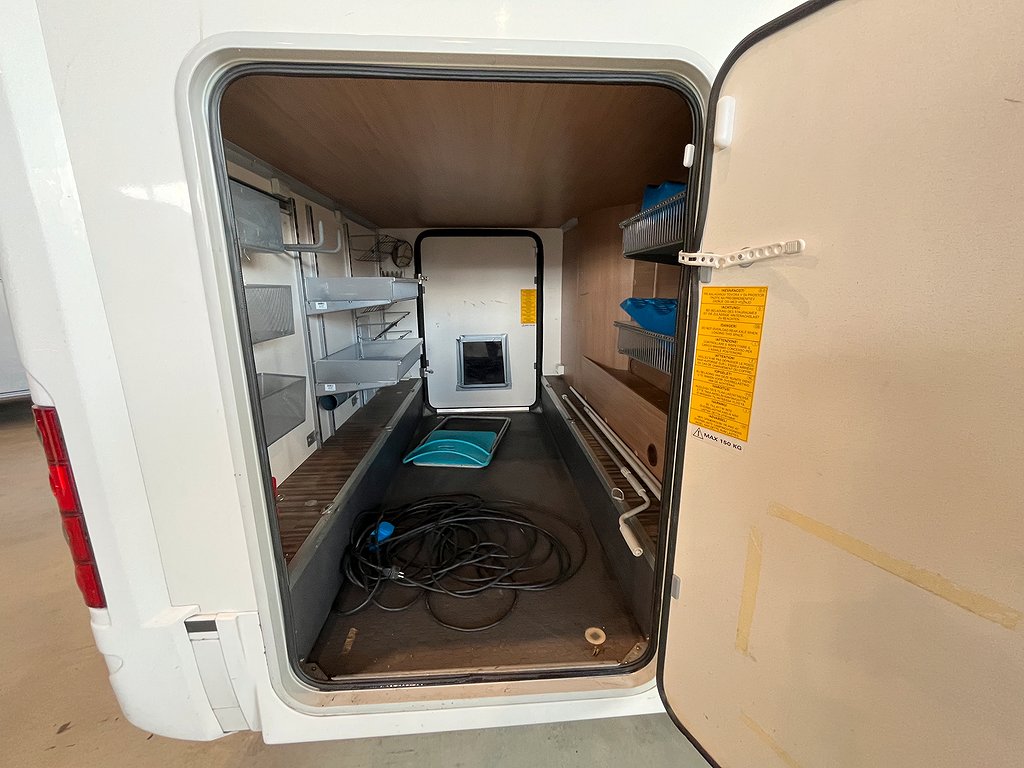 Sun Living A 49 DP /Automat/6 bältad/6 sovplatser/Drag/Solcell - Sun Living