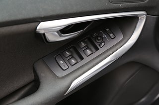 Halvkombi Volvo V40 Cross Country 12 av 25