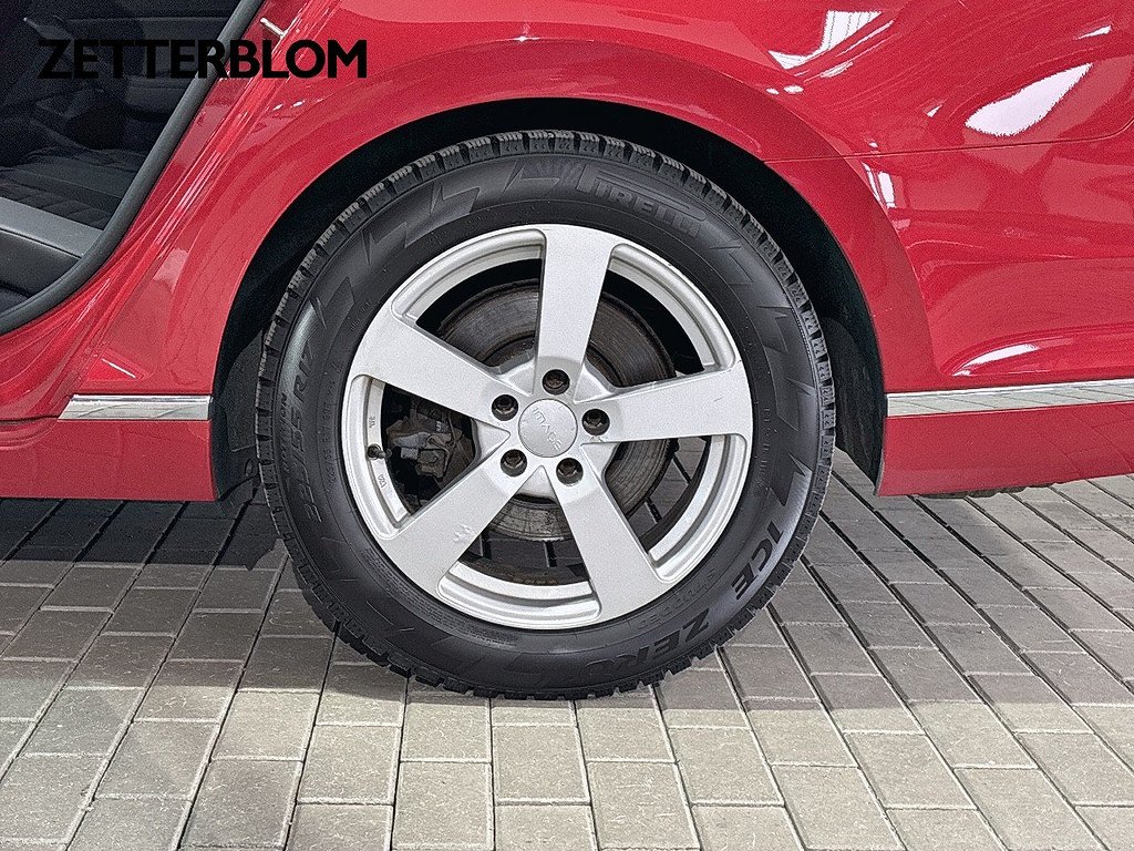 Kombi Volkswagen Passat 13 av 15