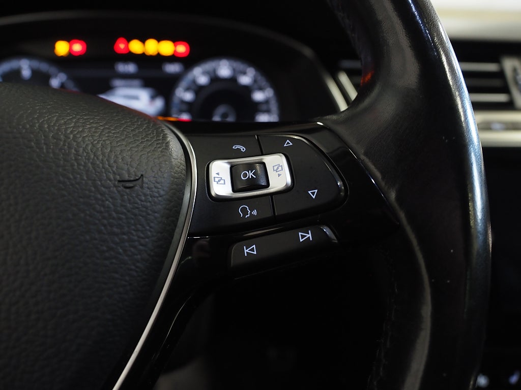 Volkswagen Passat Alltrack TDI 190hk 4M | D-värm | Drag | Cockpit | Skinn | 2018