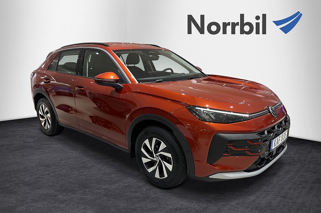 Volkswagen T-Roc eTSI 150 NYHET hemma! Flame Red