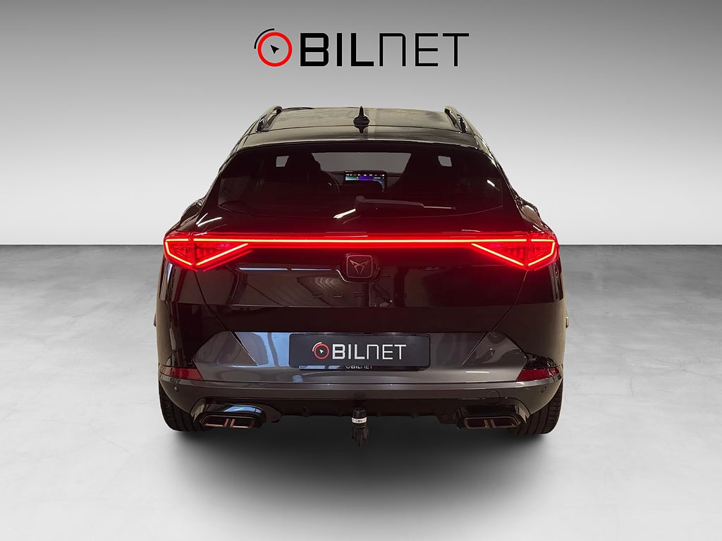 Cupra Formentor VZ e-Hybrid 360 Keyless Värmare Drag LED Cockpit 19"