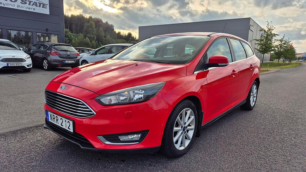 Ford Focus Kombi 1.0 EcoBoost Titanium EU6 Nyservad GPS