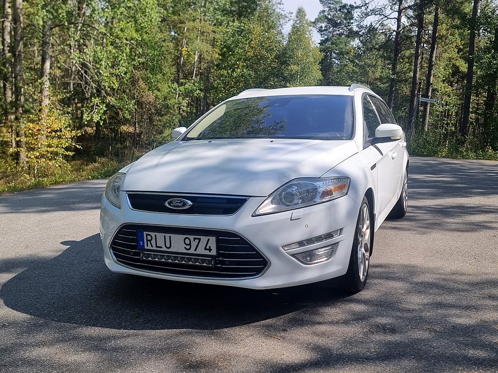 Ford Mondeo Kombi 2.0 TDCi Powershift Business X Euro 5 Titanium