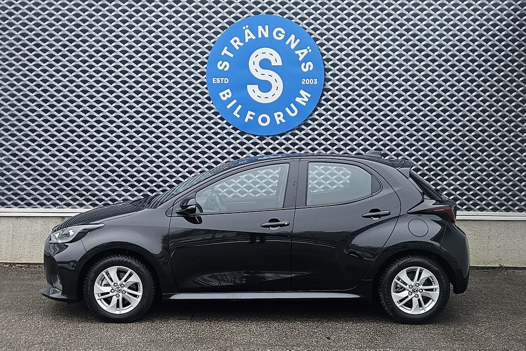 Mazda 2 Exclusive-line Hybrid. Endast 1500 mil! Ränta 5.99%