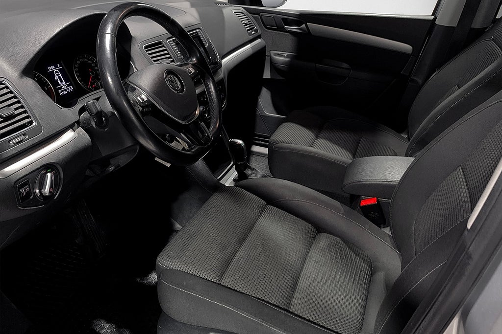 Volkswagen Sharan TDI 150hk Premium 7-sits |Drag|Kamera|Värmare| Pano