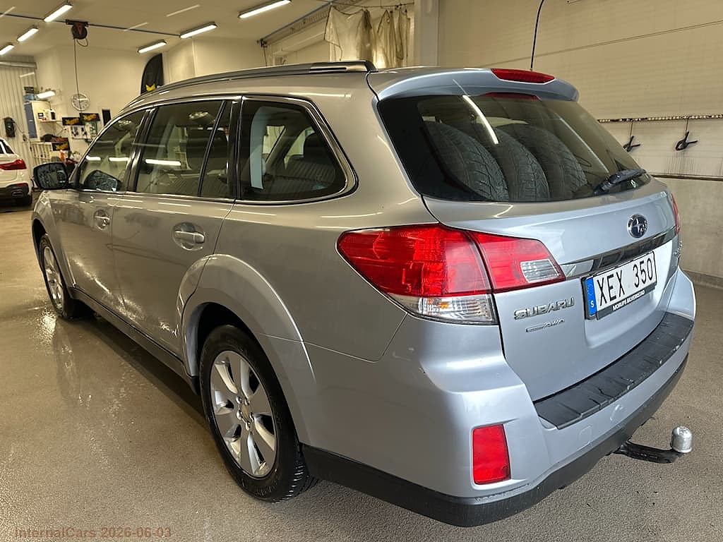 Subaru Outback 2.0 4WD Business Euro 5 OBS! 1 BRUKARE / DRAG / SoVHjul