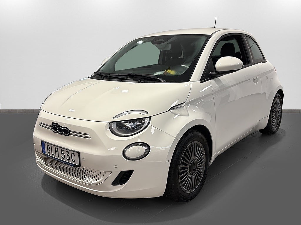 Fiat 500 500e ICON 118hk Back kamera parksensor