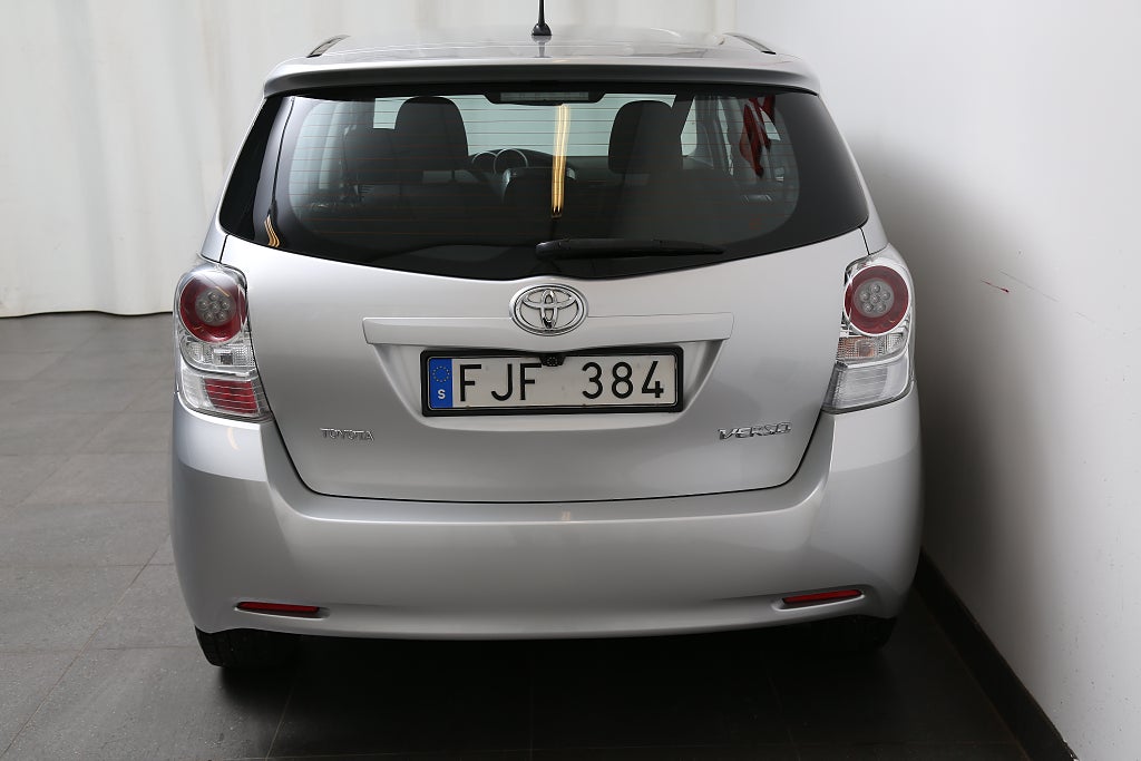Toyota Verso 1,8 147hk Business Aut Panorama Motorv 7-Sits 2010