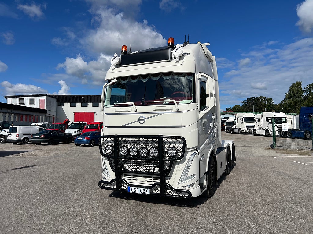 Volvo FH13 500 6x2 Dragbil med Hydraulik, Klädd hytt mm