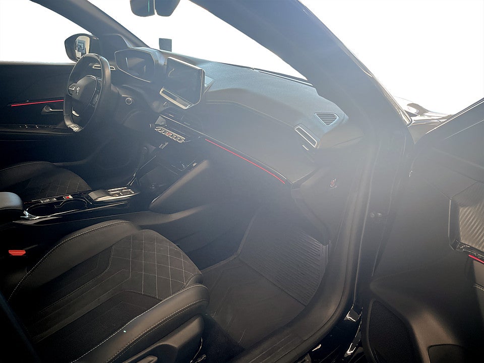 Bild på Peugeot E-208 GT 50kWh 136hk Aut B-KAMERA CARPLAY