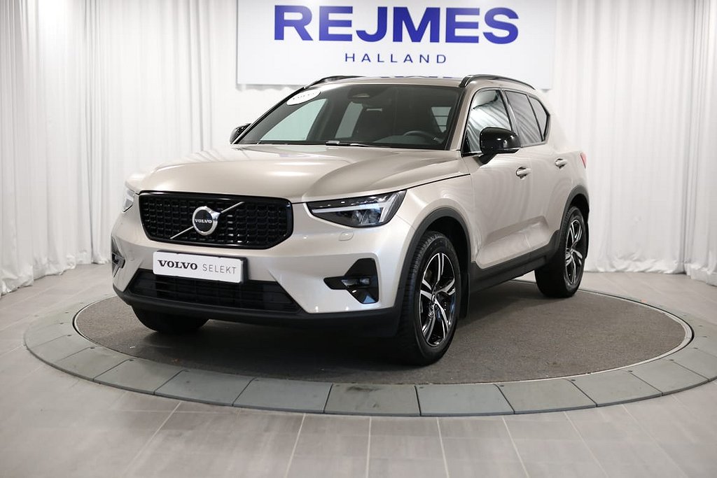 Volvo XC40 B4 FWD Bensin Plus Dark