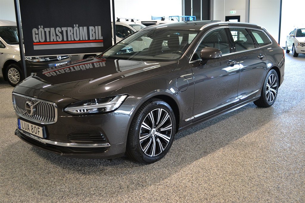 Volvo V90 Recharge T6 AWD/Panorama,Drag,mm