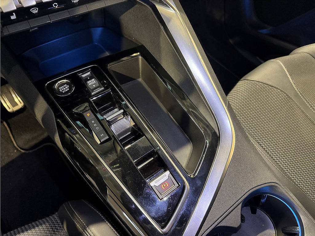 Bild på Peugeot 5008 GT 1.2 PT 130hk Aut - 7-SITS,B-KAMERA,NAVI