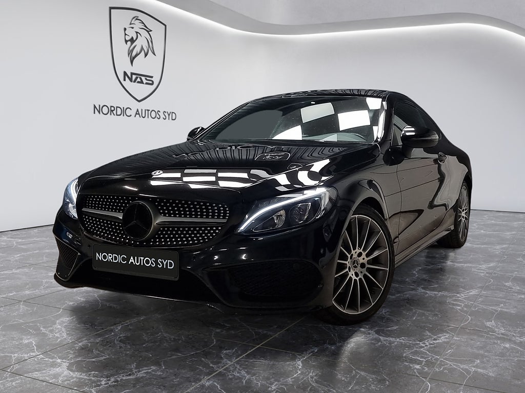 Mercedes-Benz C 220 d Coupé / AMG / Panorama / Carplay