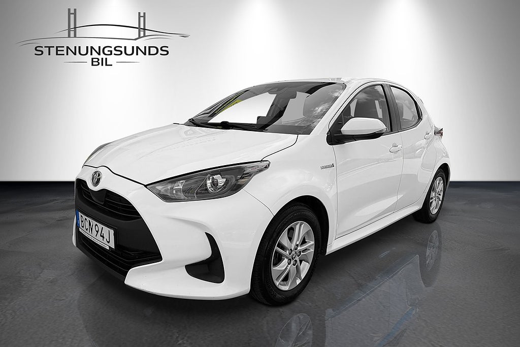 Toyota Yaris Hybrid CVT Active B-kam | ACC | Adaptiv fart | 1 Ägare