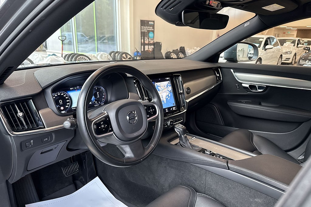 Volvo V90 Cross Country D4 AWD Pro Edt Kamera/Drag/Pano/Värmare