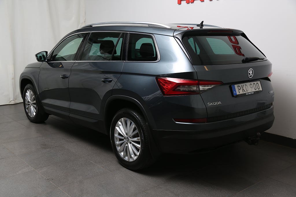 Skoda Kodiaq TSI 180 4X4 DSG STYLE *SE UTR* 360° Värmare Drag 2017