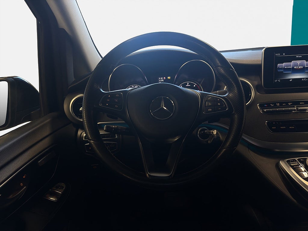 Mercedes-Benz V 250d Lång 3.1t, FR 2,99%, 7sits, Avantgarde