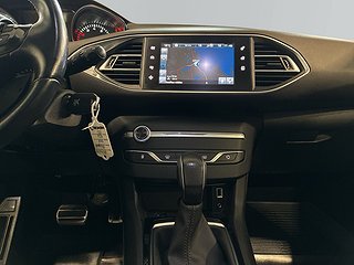 Peugeot 308 1.2 PureTech 130 Active Pano Psens S&V-däck