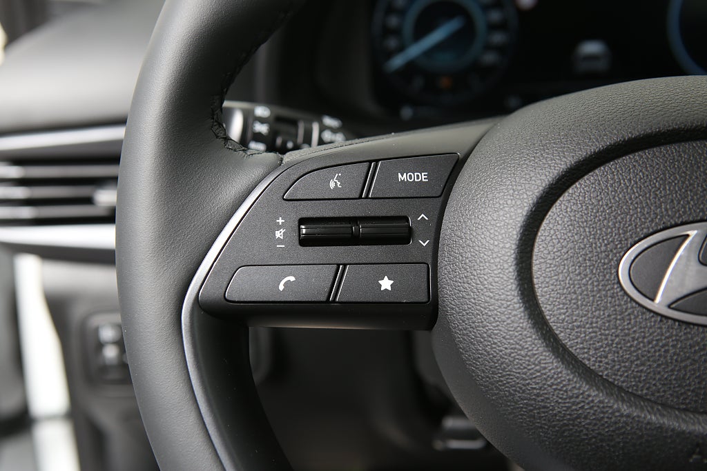 Hyundai Bayon 1,0T  MHEV Automat Essential