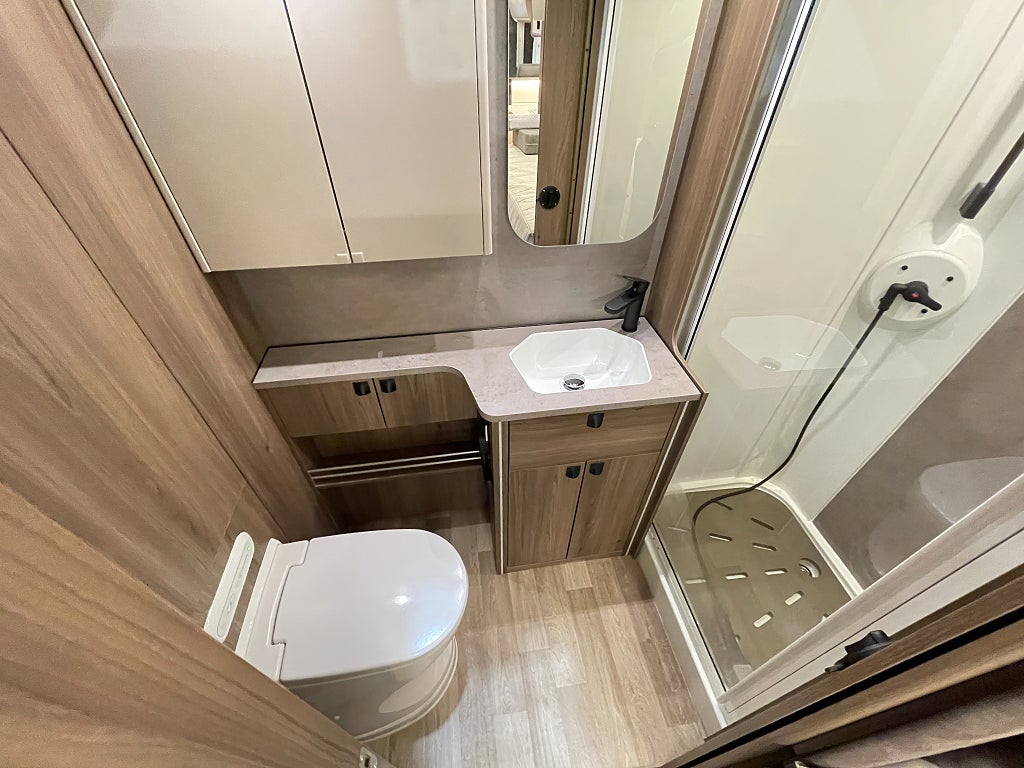 Kabe TMX Royal 810 LT / ALDE / Cinderella / Taksäng / Skinn / 5bält/  - Kabe