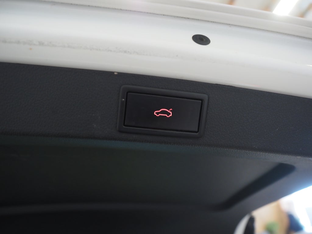 Skoda Octavia Scout 2.0 TDI 184hk 4x4 Premium | Drag | D-värm | Navi | 2020