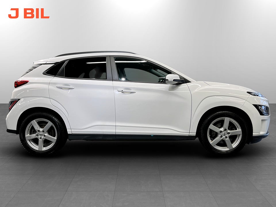Bild på Hyundai Kona Essential Electric 64kWh Aut B-KAMERA CARPLAY 204hk